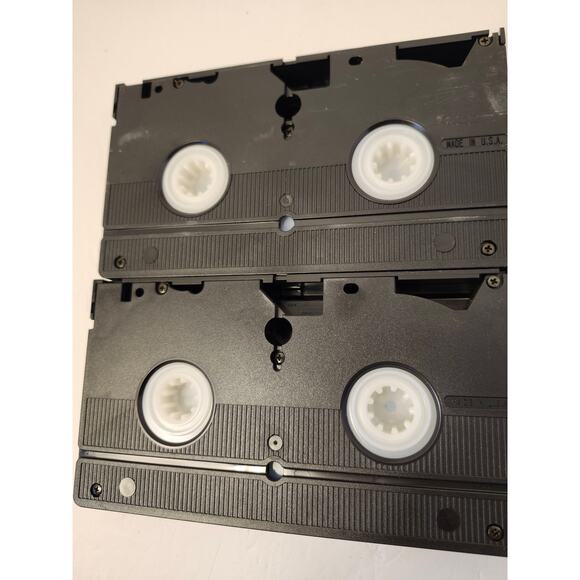 VHS Bundle Of 2 Movies Fiddler On The Roof Paint Your Wagon UNTESTED - Picture 8 of 9